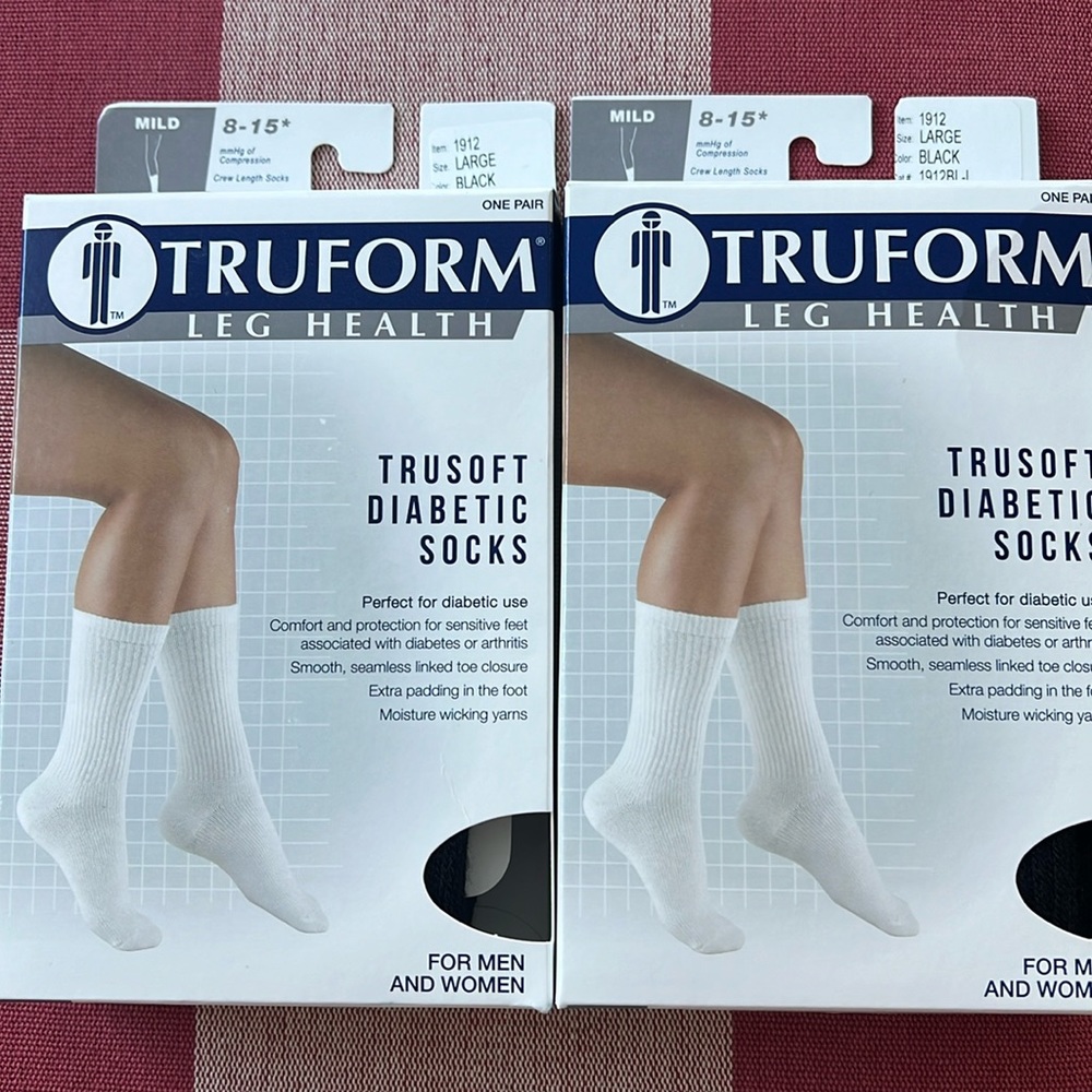 Truform Trusoft 2 pairs, new in pkg., Diabetic Socks, men or womens, black,crew